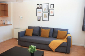 Lovely 1 bedroom apartment free onsite parking